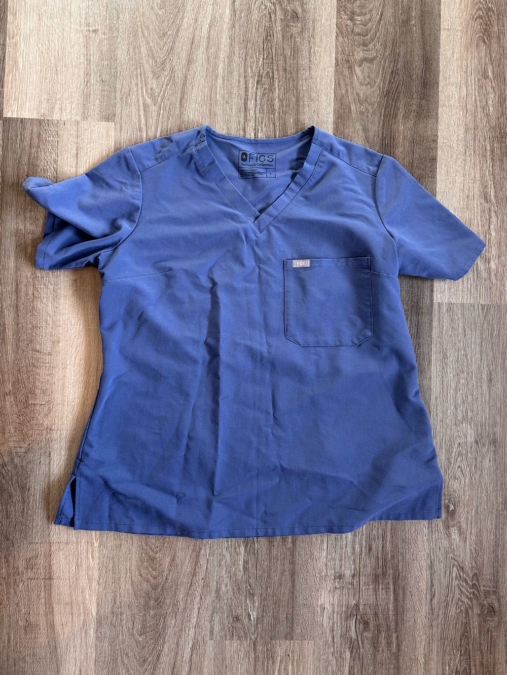 FIGS Women’s V-Neck Scrub Top - Blue